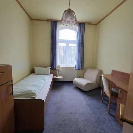 Hotell Zur Krone 3*